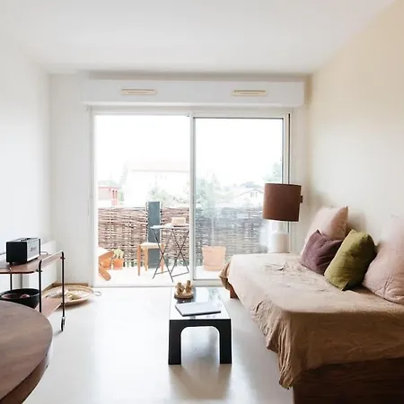 Design One Bedroom With Balcony Bidart Exterior foto